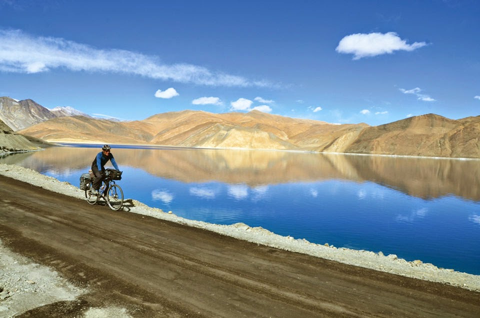 Lago Pangong un tesoro mítico escondido en los Himalaya