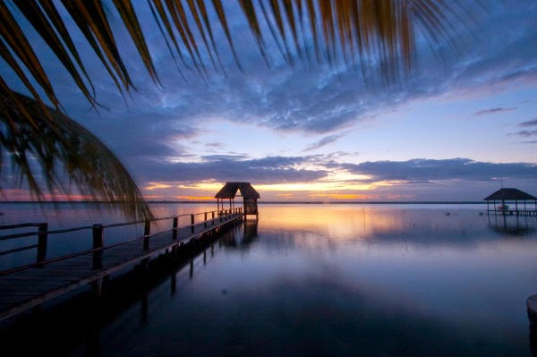 Bacalar: laguna de siete colores un tesoro natural en Quintana Roo