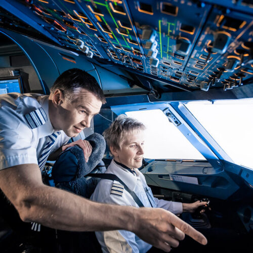 que requisitos necesitan para ser piloto