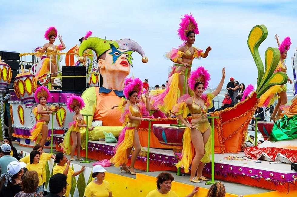 fiesta y más fiesta en el Carnaval de Veracruz