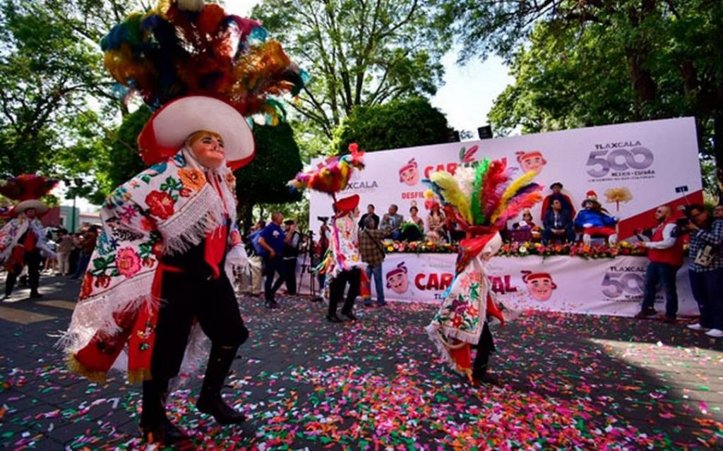 Máscara de Huehue Carnaval de Tlaxcala