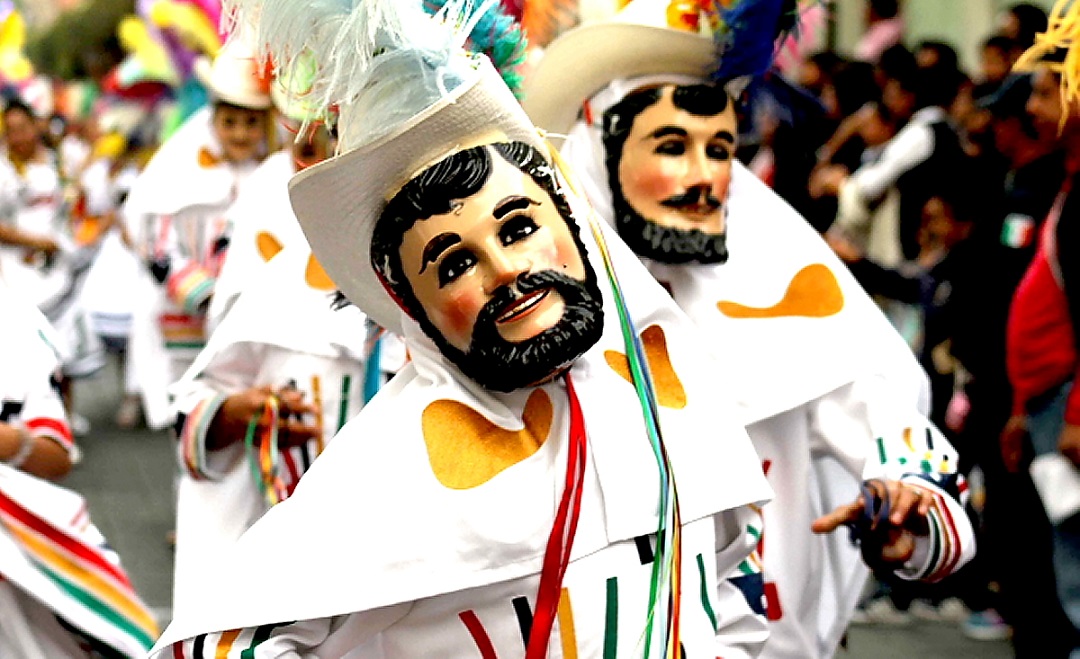 Carnaval de Tlaxcala alegres HUEHUES los