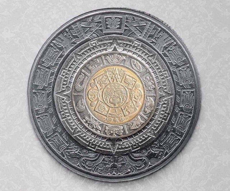 Monedas con calendario azteca