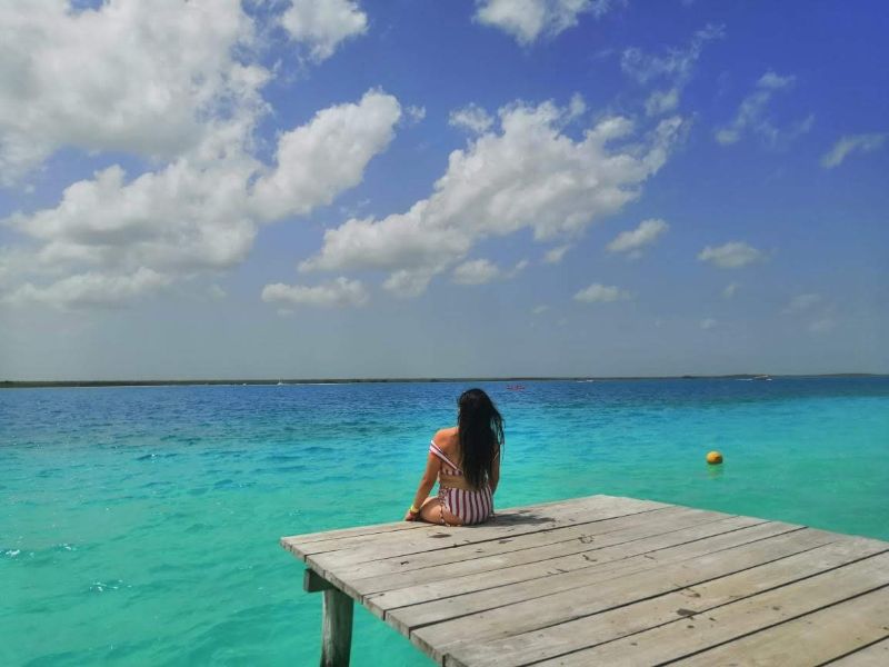 Bacalar aguas azul turquesa. Qué hacer en Cancún