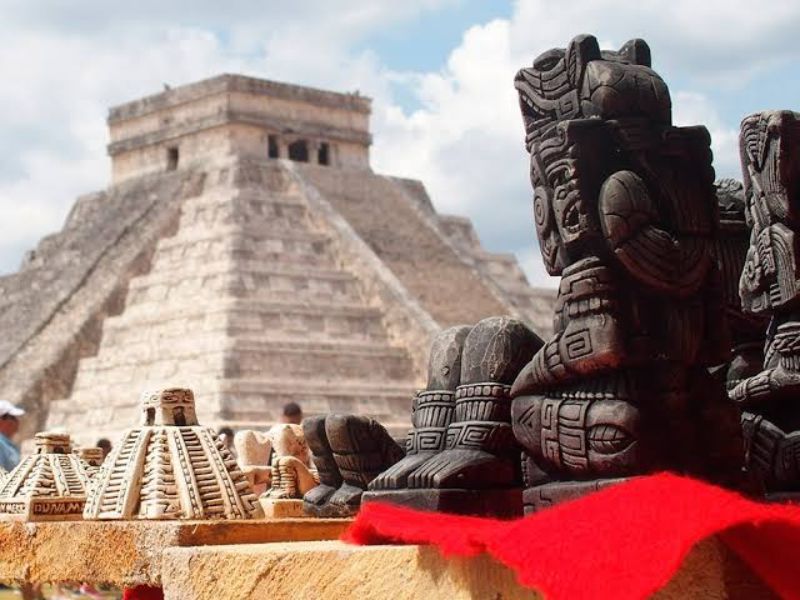 Pirámide de Chichén Itzá historia