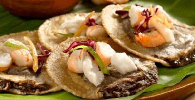 Comida típica de Campeche: panuchos. 
