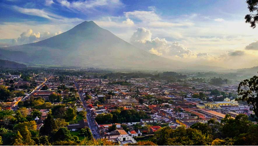 viaje a Guatemala volcán