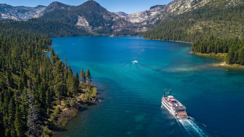 Lake Tahoe de los lugares de California más impresionantes.