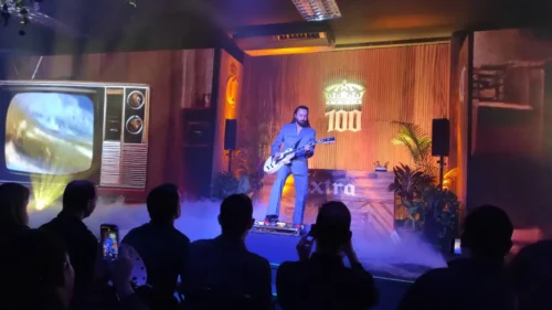 100 años de cerveza Corona
