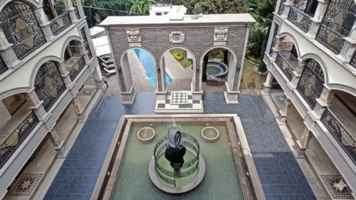 Mansión Solís
