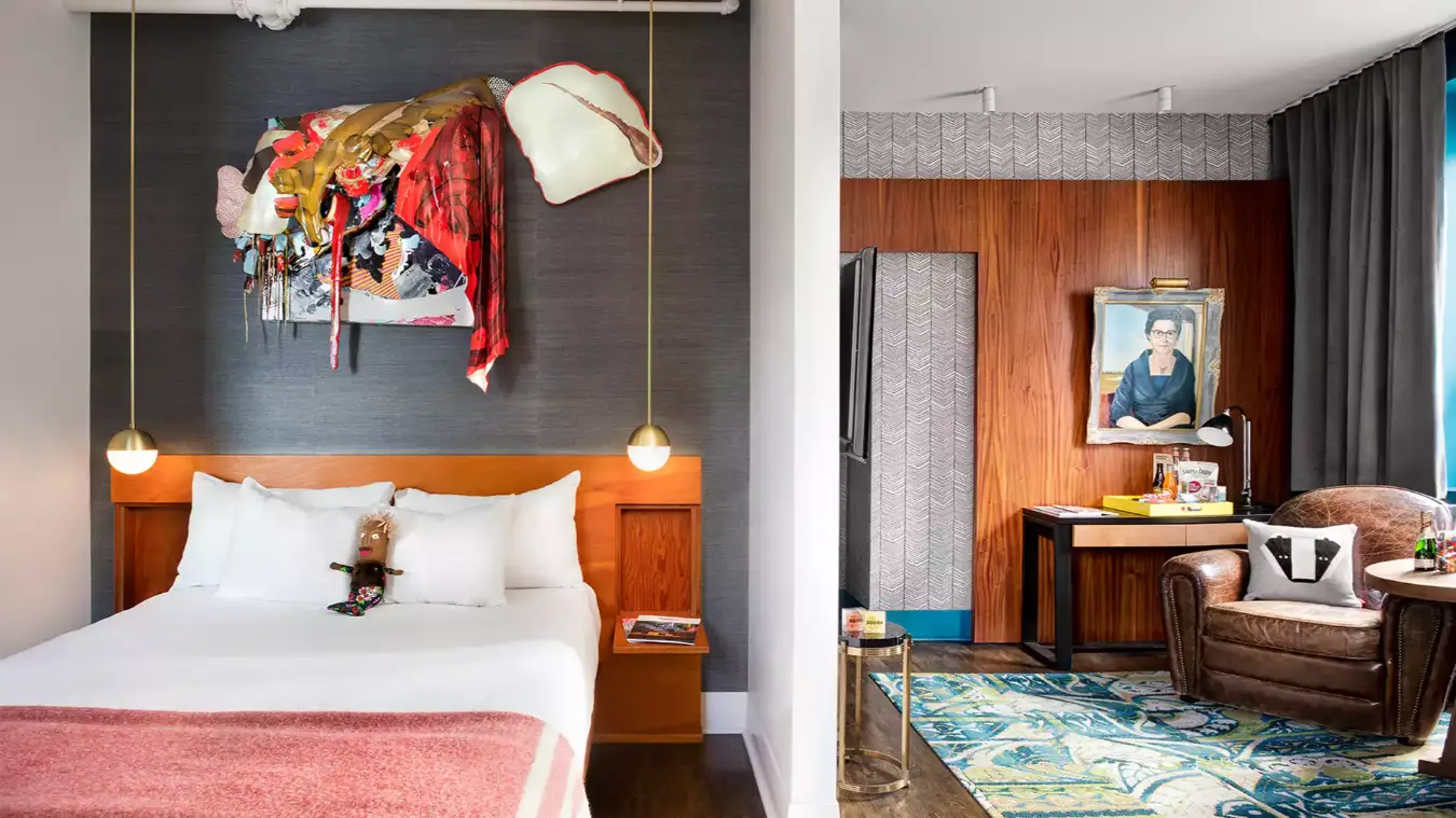  Drake Hotel Toronto