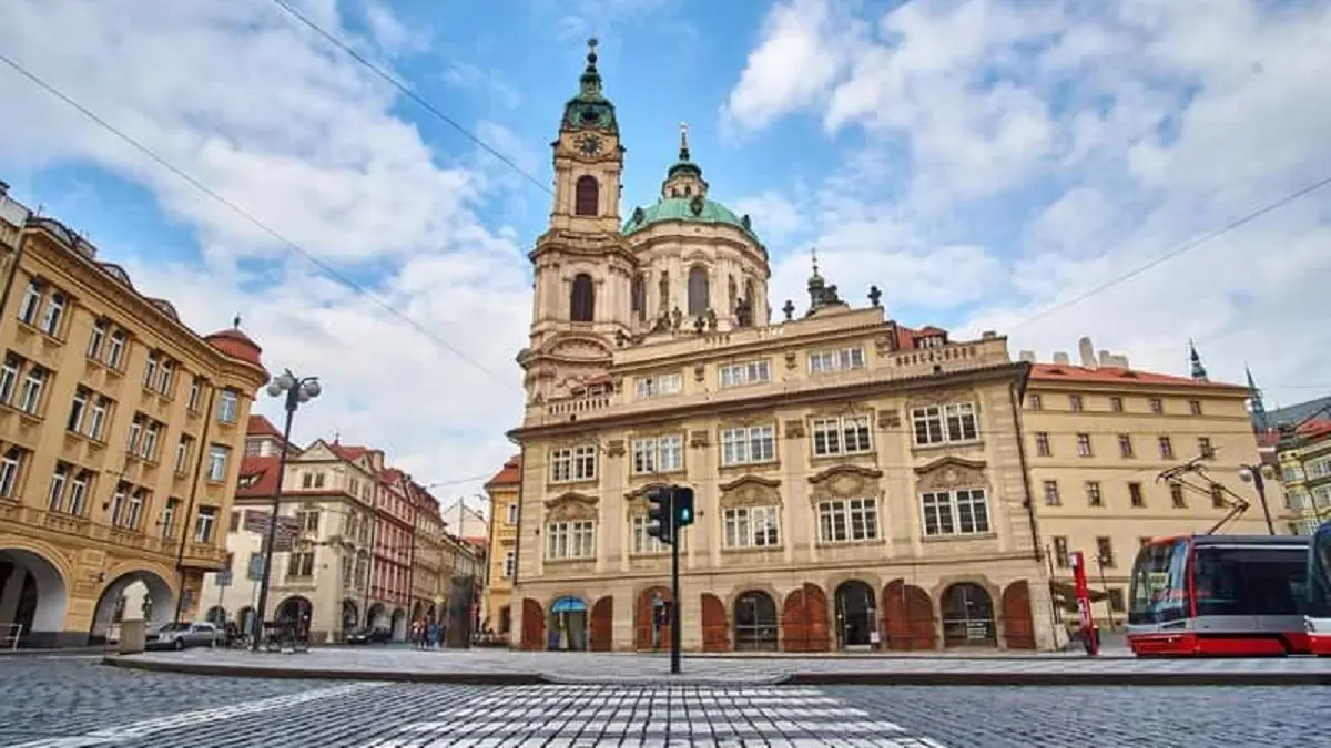 PRAGA_VIAJA_BONITO_03 Vinohrady uno de los Barrios de Praga más elegantes.